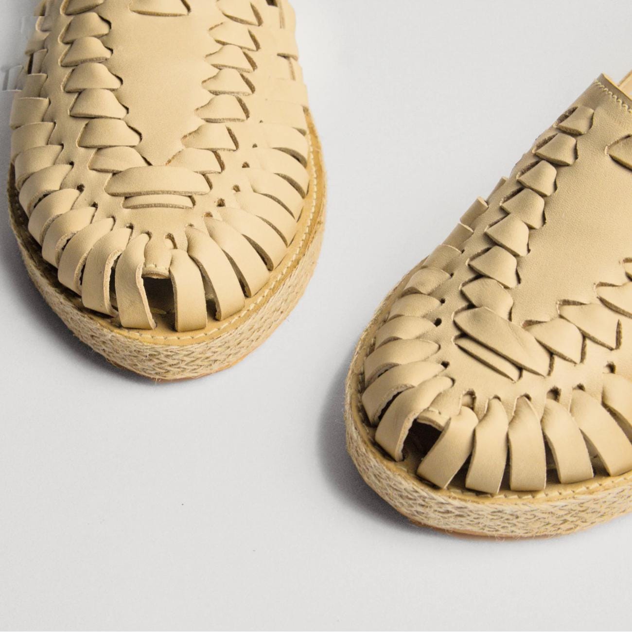 Handmade Leather Huarache Sandals: Mexican Fisherman Style Vintage Shoes